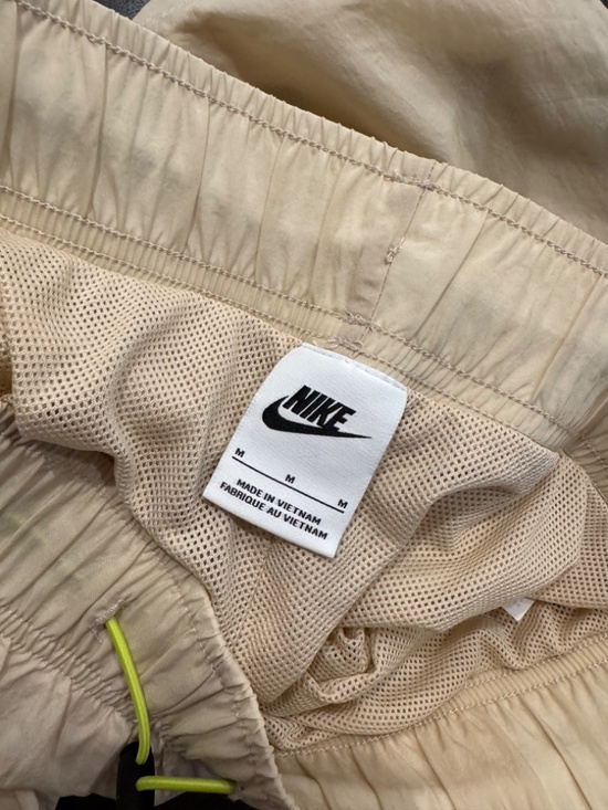 Nike Running Shorts - Picture 5 of 5